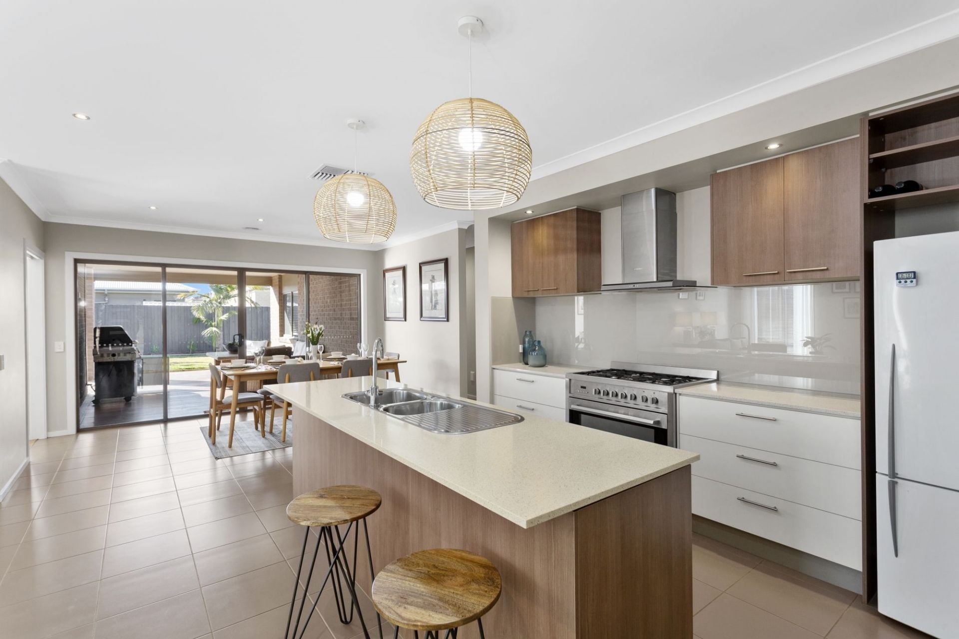 11 Oakdean Boulevard Ocean Grove VIC, Ocean Grove - Thumbnail 4
