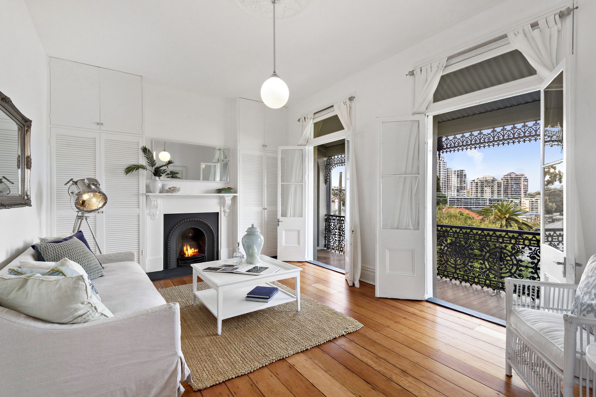 Real Estate For Sale 20 Waiwera Street Lavender Bay , NSW