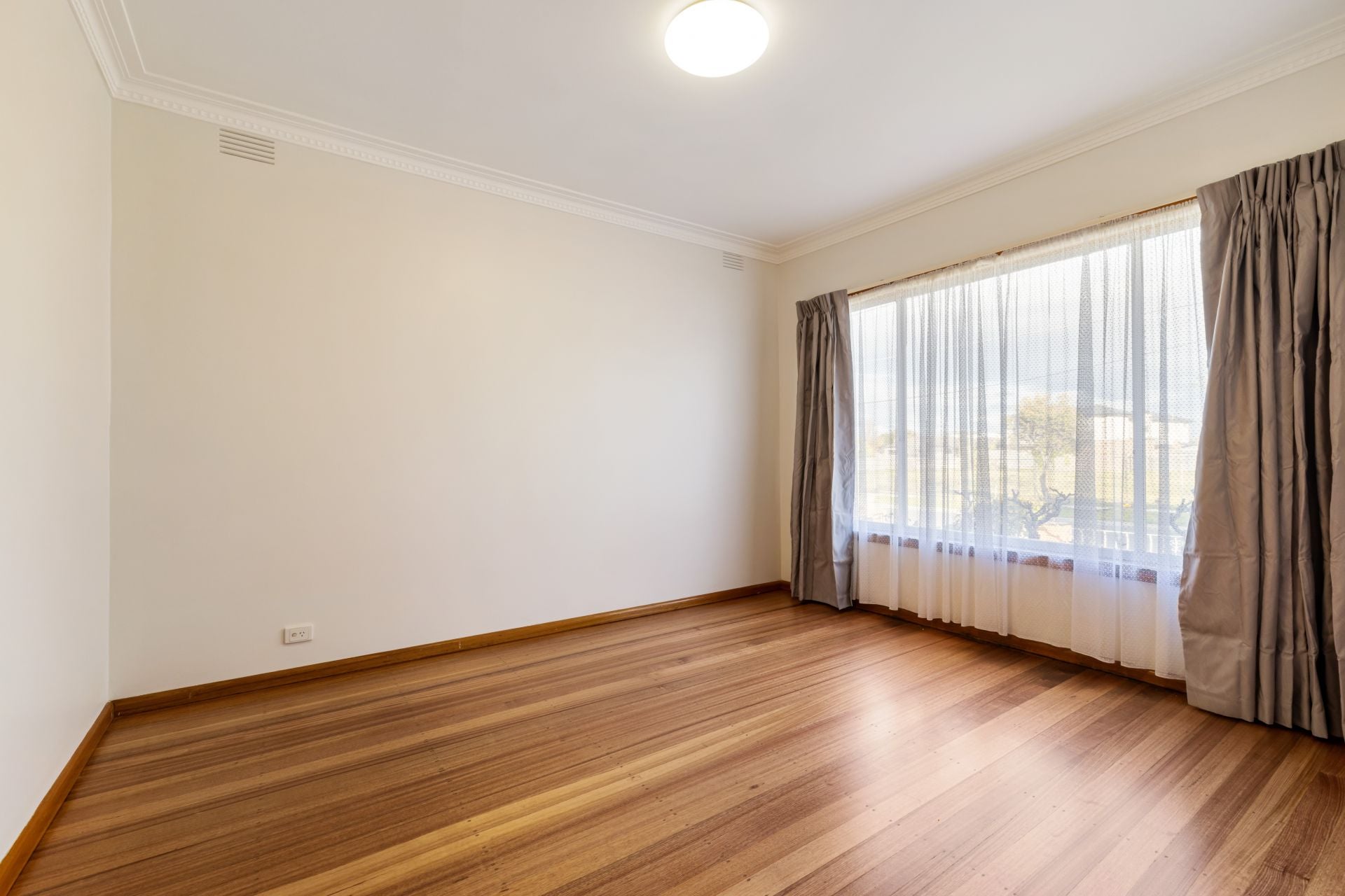 Beautifully Updated 3-Bedroom Home in Prime Location