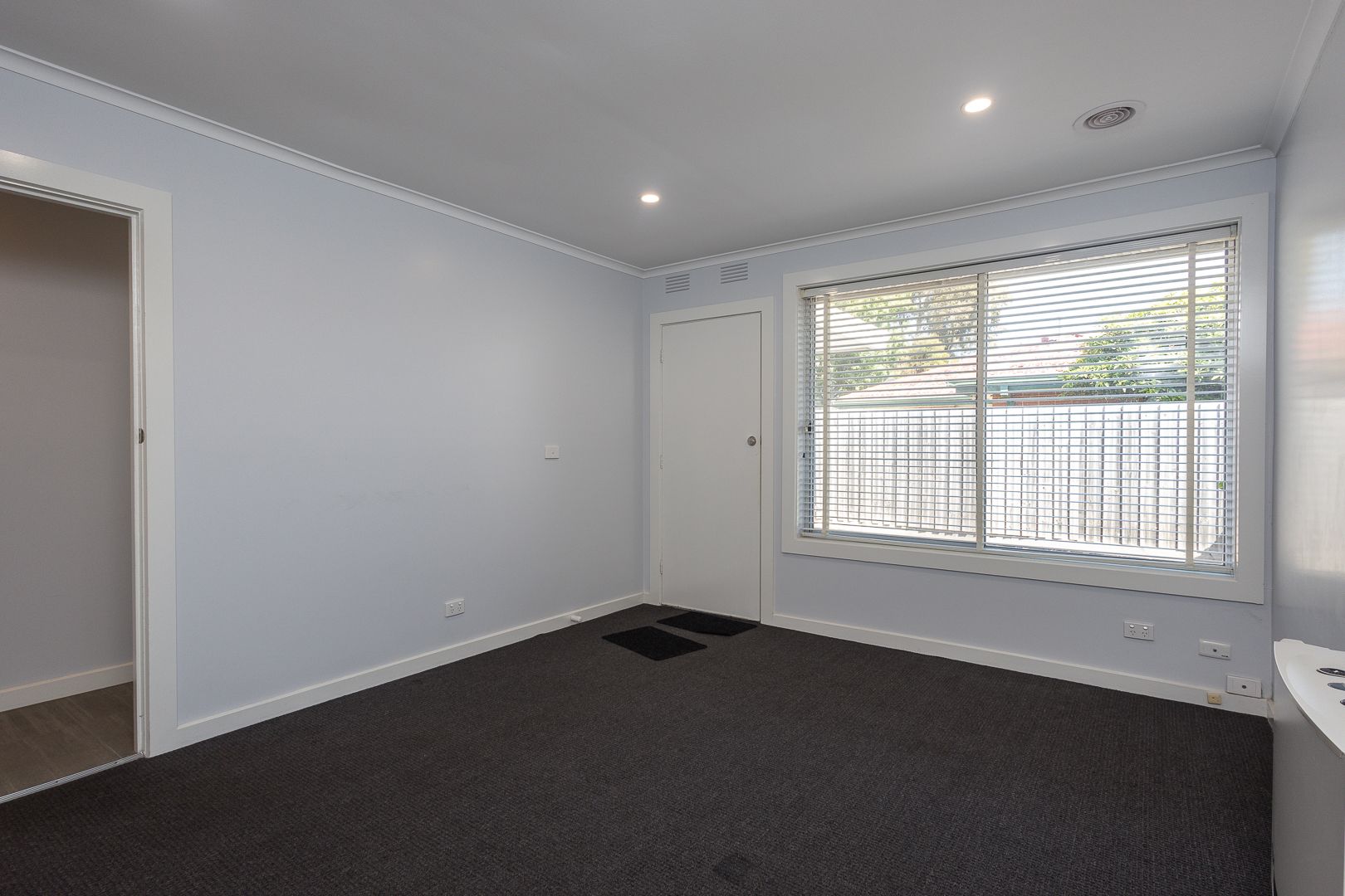 FULLY RENOVATED 2BR UNIT