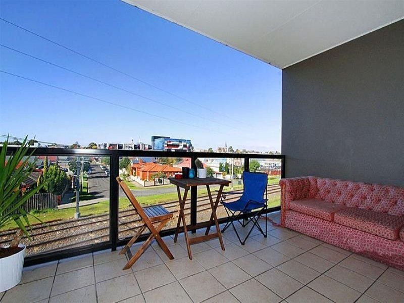 Luxurious 3 Bedroom Apartment in a Boutique Block