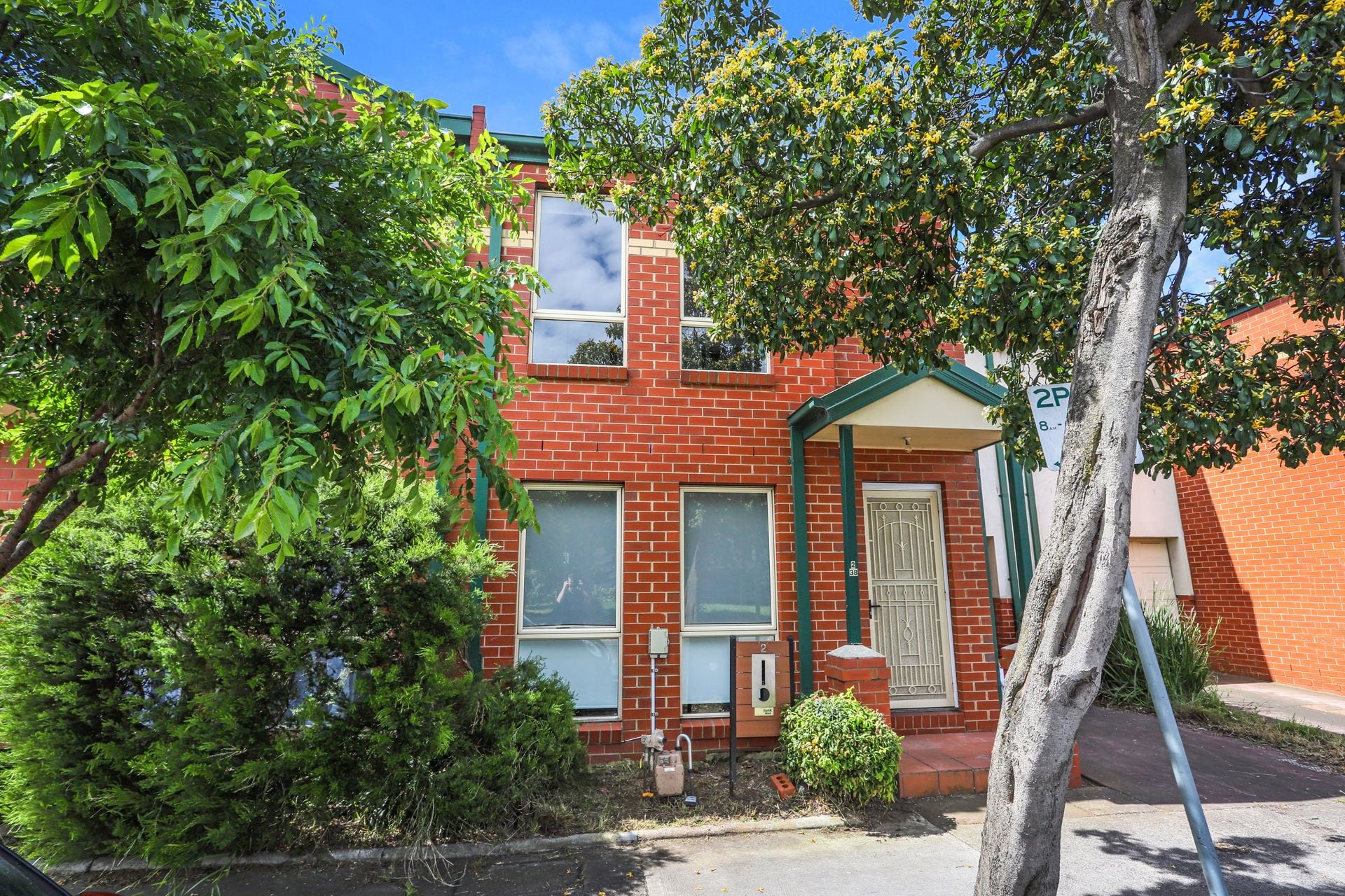 2/38 Donald Street Footscray VIC, Footscray - Thumbnail 2