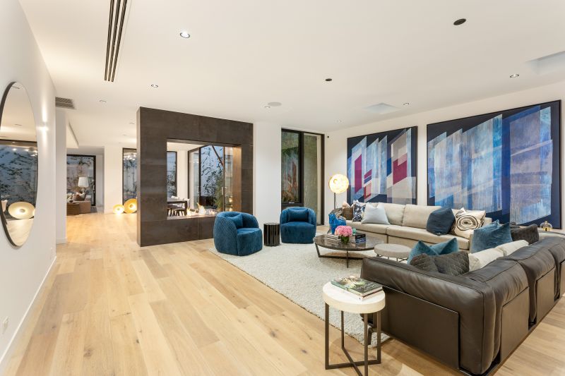 1/7 Orrong Crescent, Caulfield North