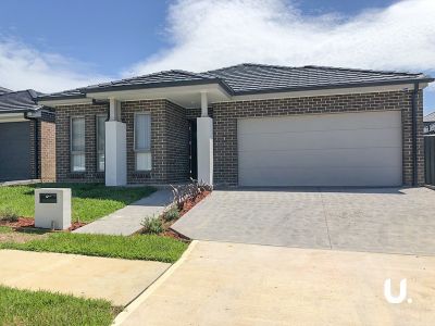 Jordan Springs 17 Ashgrove Close
