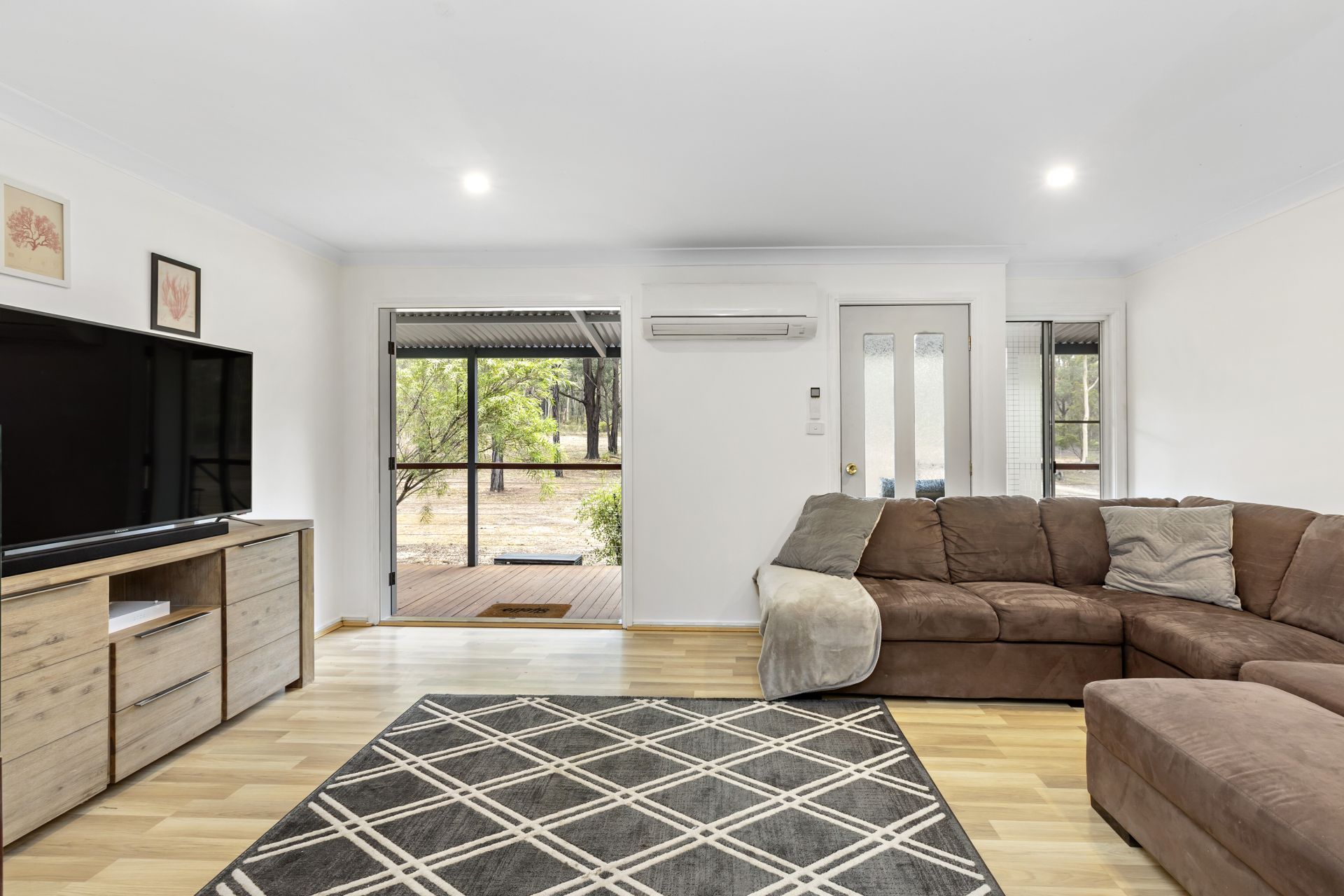 Real Estate For Sale 1896 Old Maitland Road Cessnock , NSW