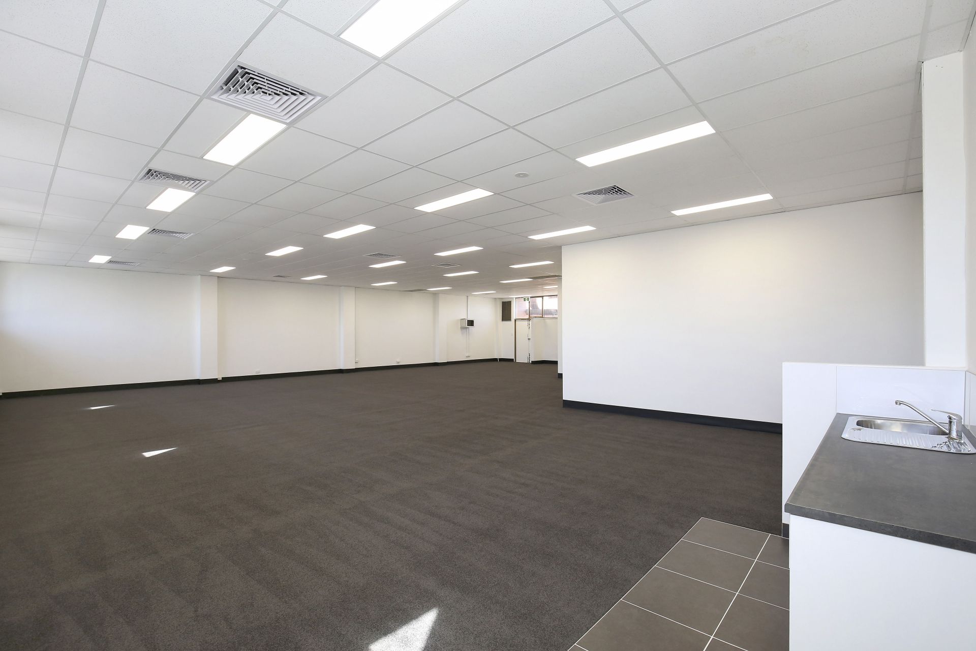 PRIME OFFICE SPACE