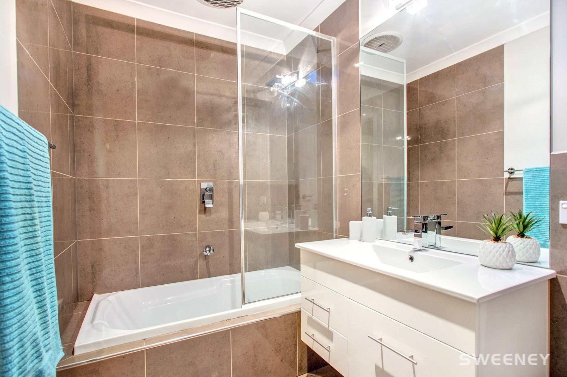 1/1 Edward Avenue, Altona North - Thumbnail 8