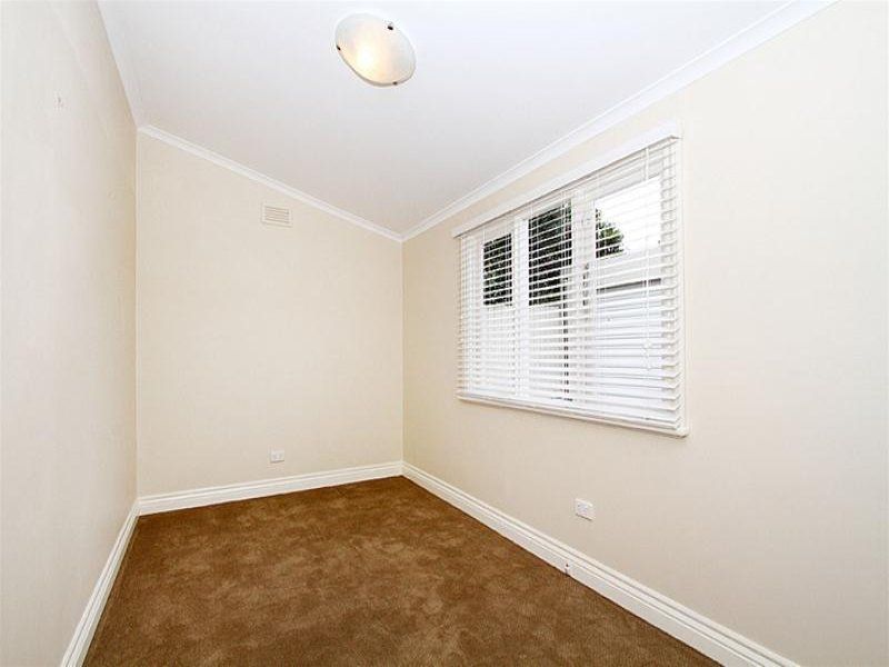 RENOVATED BEAUTY IN A DYNAMIC LOCATION!