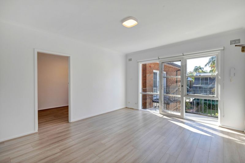 12/4 Moore Street, Drummoyne