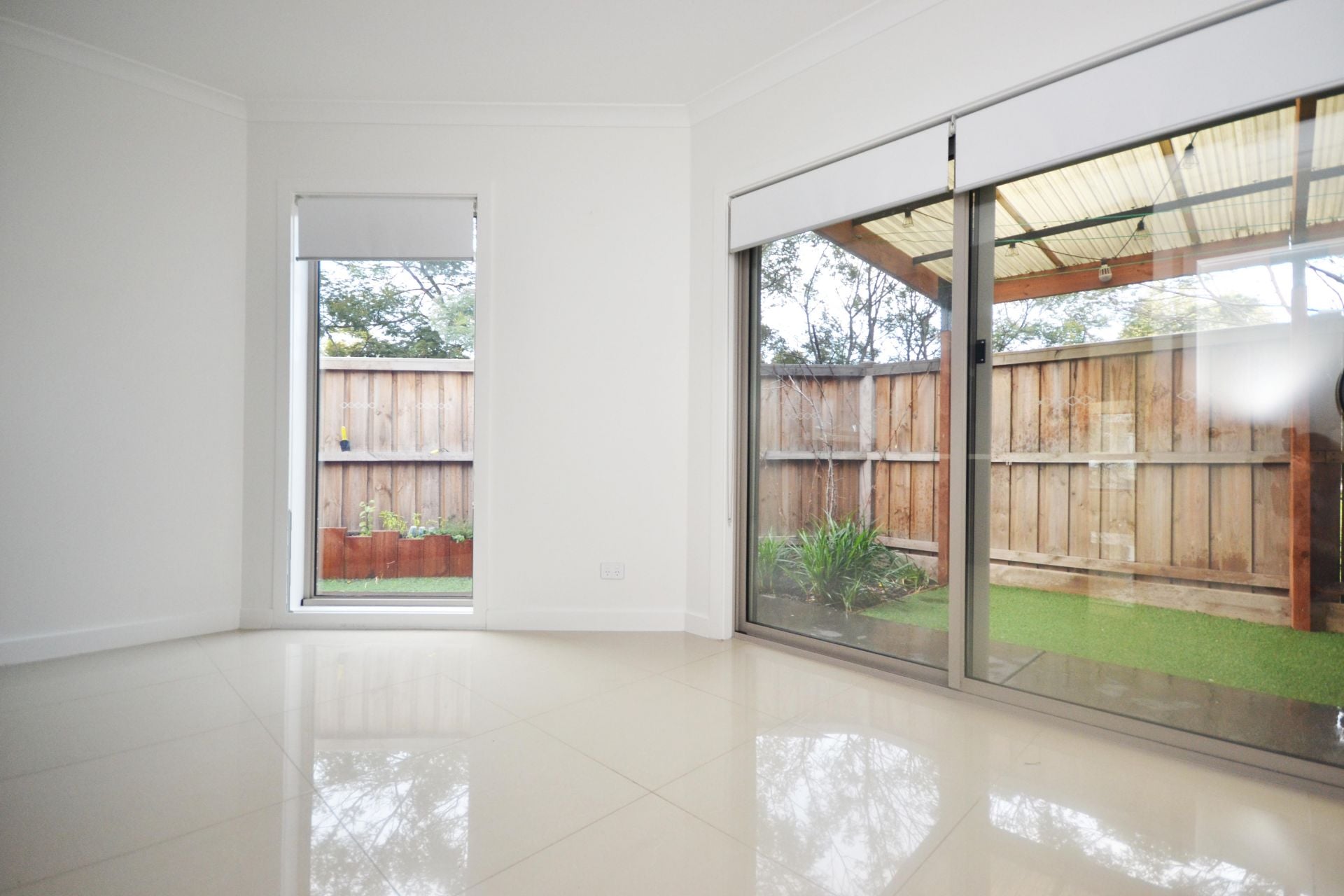 THREE BEDROOM CONTEMPORARY LIVING