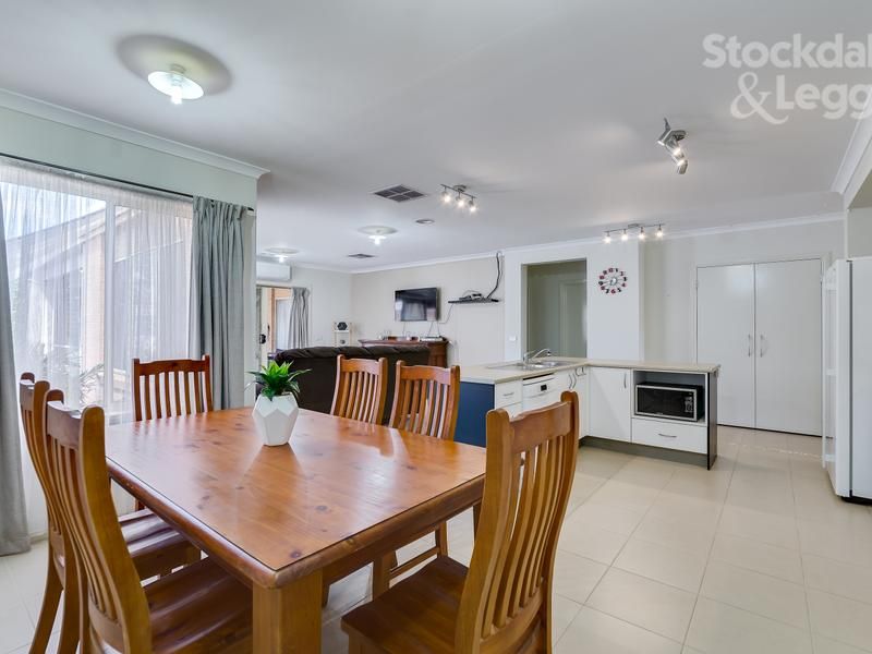 39 Harriers Street MERNDA, Mernda - Thumbnail 7