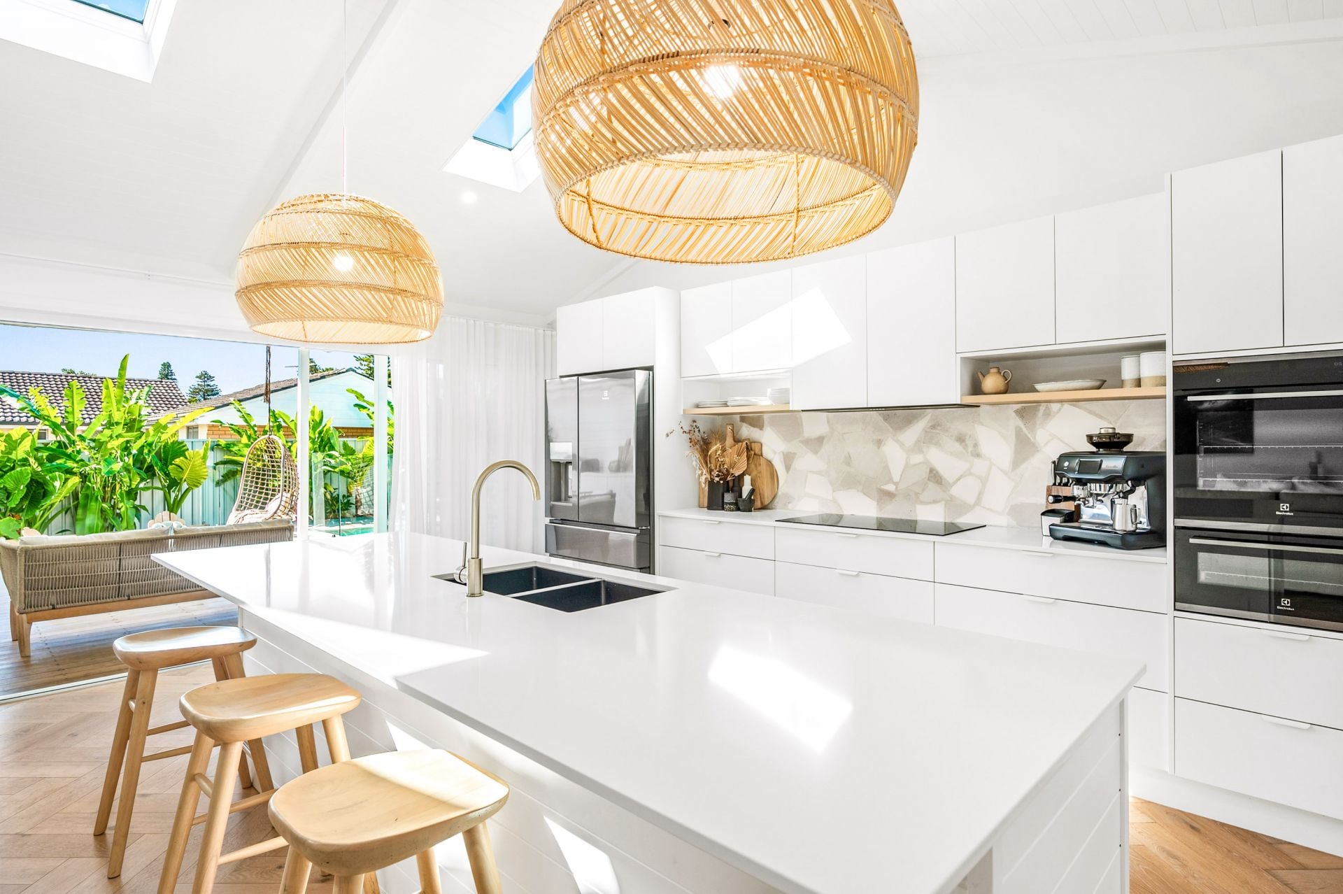 12 Braemar Road, Caves Beach - Thumbnail 8