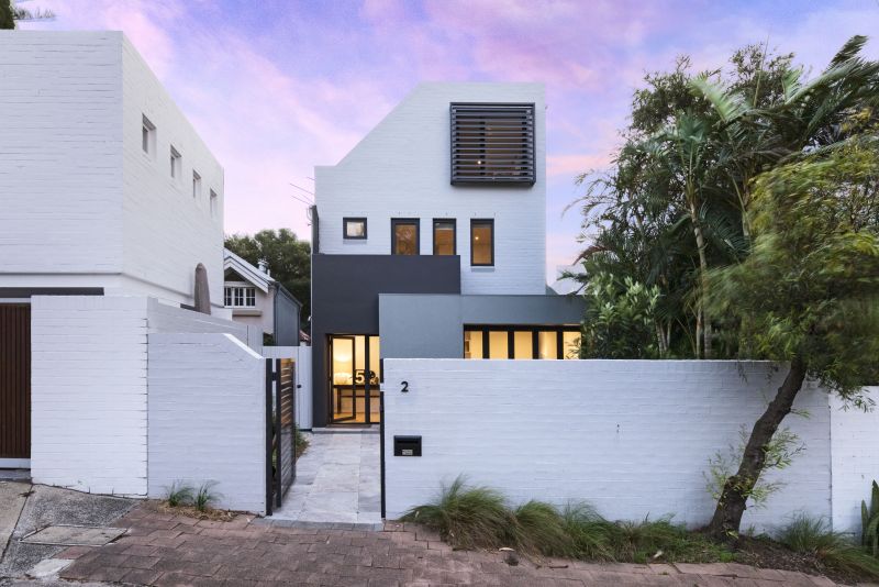 2 Hart Street, Balmain East