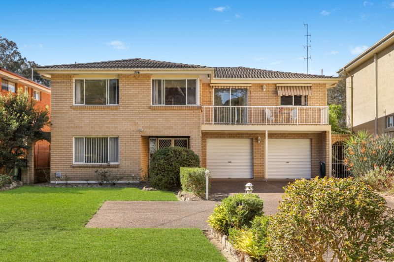 Real Estate For Sale 283 Lakedge Avenue Berkeley Vale , NSW