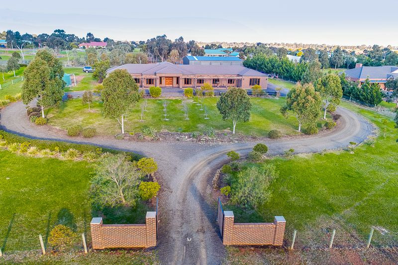 10 Selby Court, Hopetoun Park - Thumbnail 2