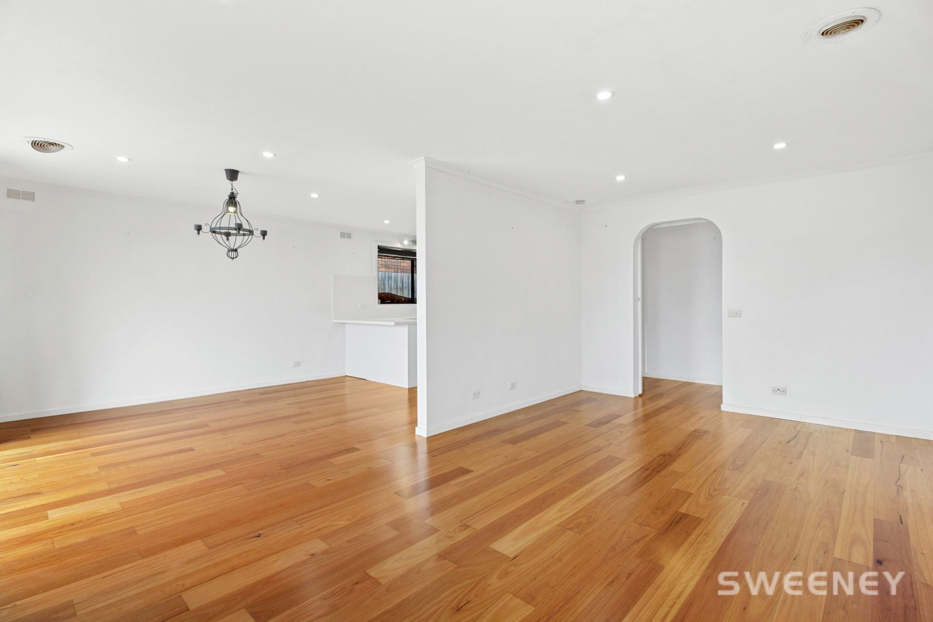 317 Queen Street, Altona Meadows - Thumbnail 5