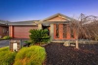 29 Pegasus Road, Cranbourne West VIC, Cranbourne West - Image 1