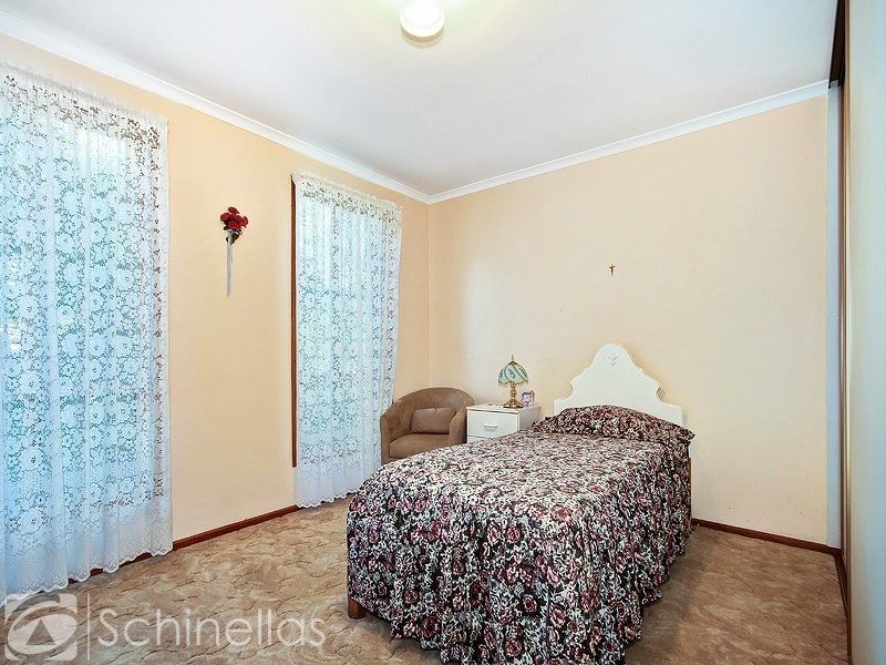 18 Zanoni Crescent, Surrey Downs - Thumbnail 8
