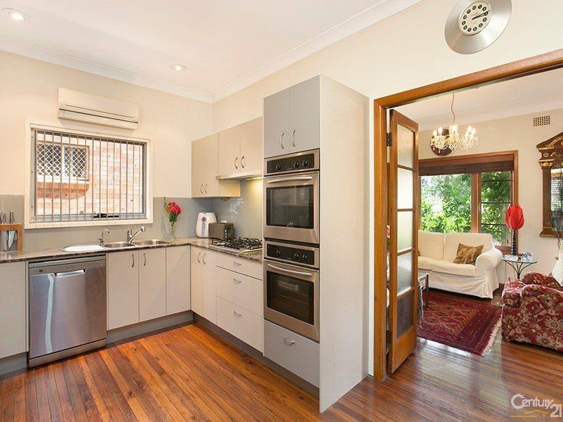 6 Roberts Street, JANNALI, Jannali - Thumbnail 5