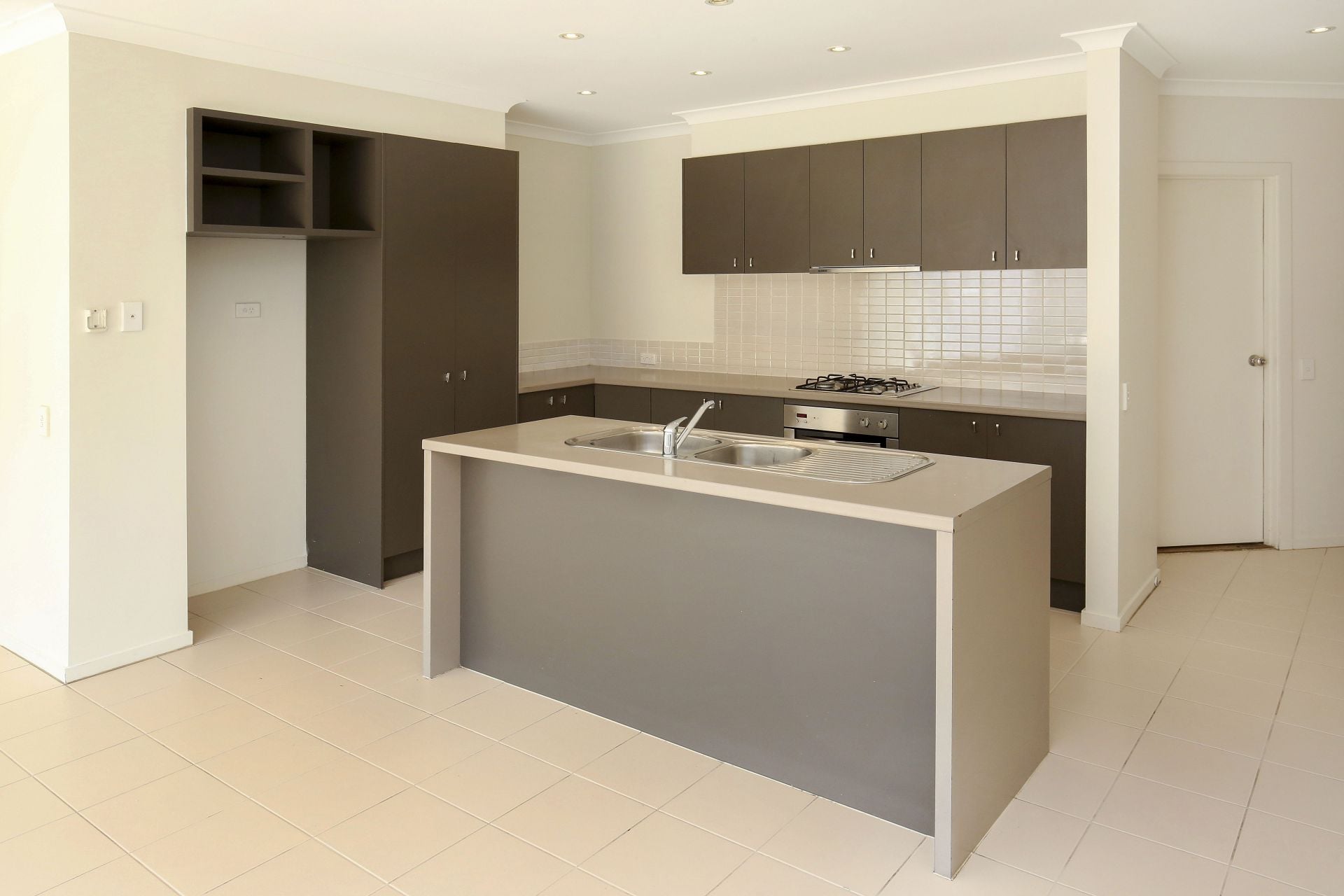 Low Maintenance Living In The Lyndarum Estate