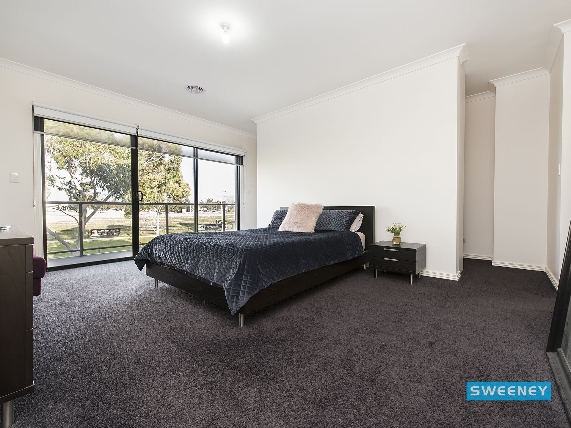32 Brunton Avenue, Caroline Springs Sweeney Estate Agents