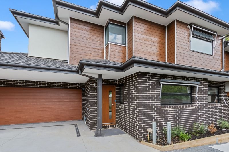 2/19 Symons Street, Preston
