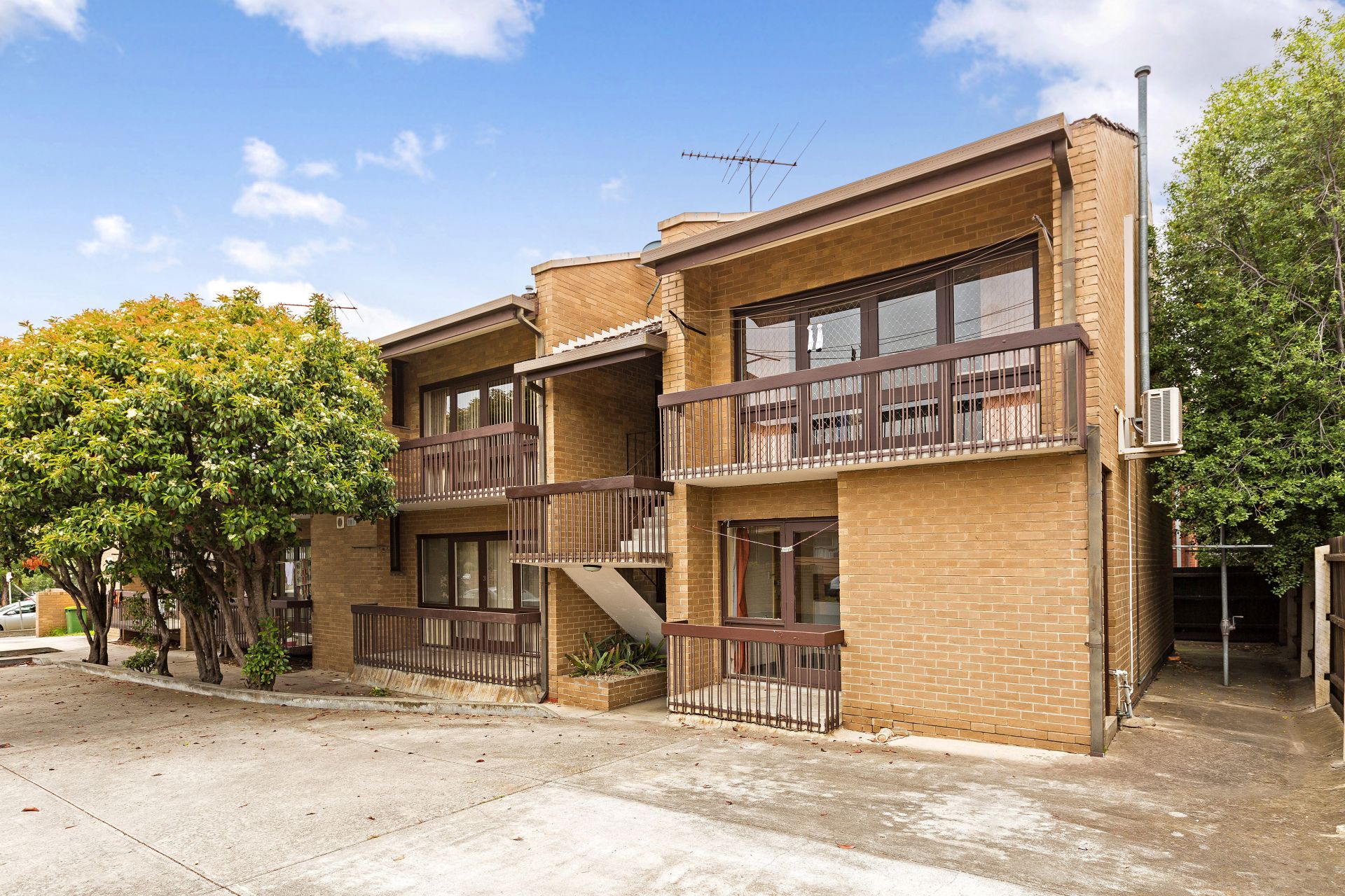4/44 Geelong Road, Footscray - Thumbnail 3