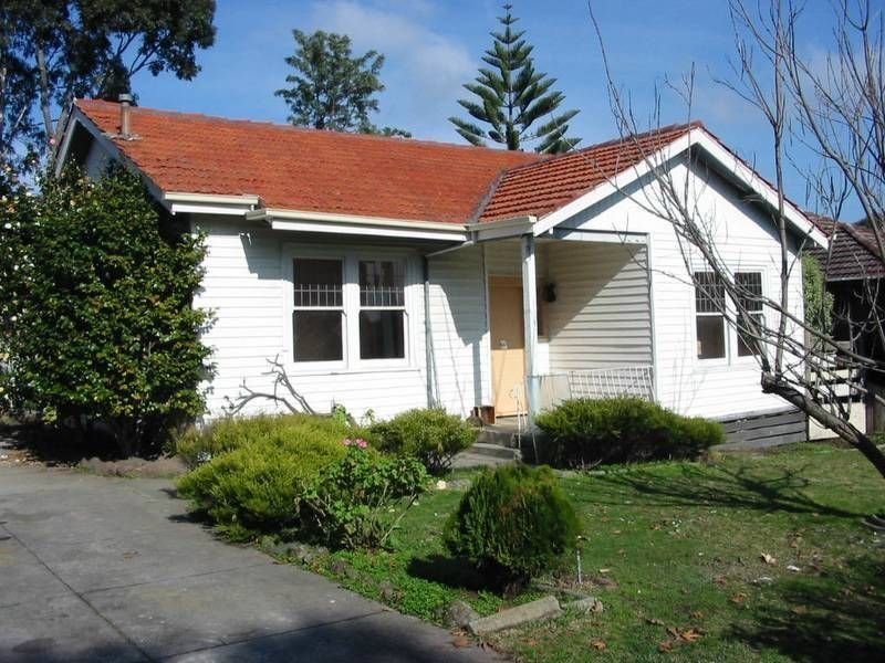 86 Whitehorse Road, Blackburn VIC