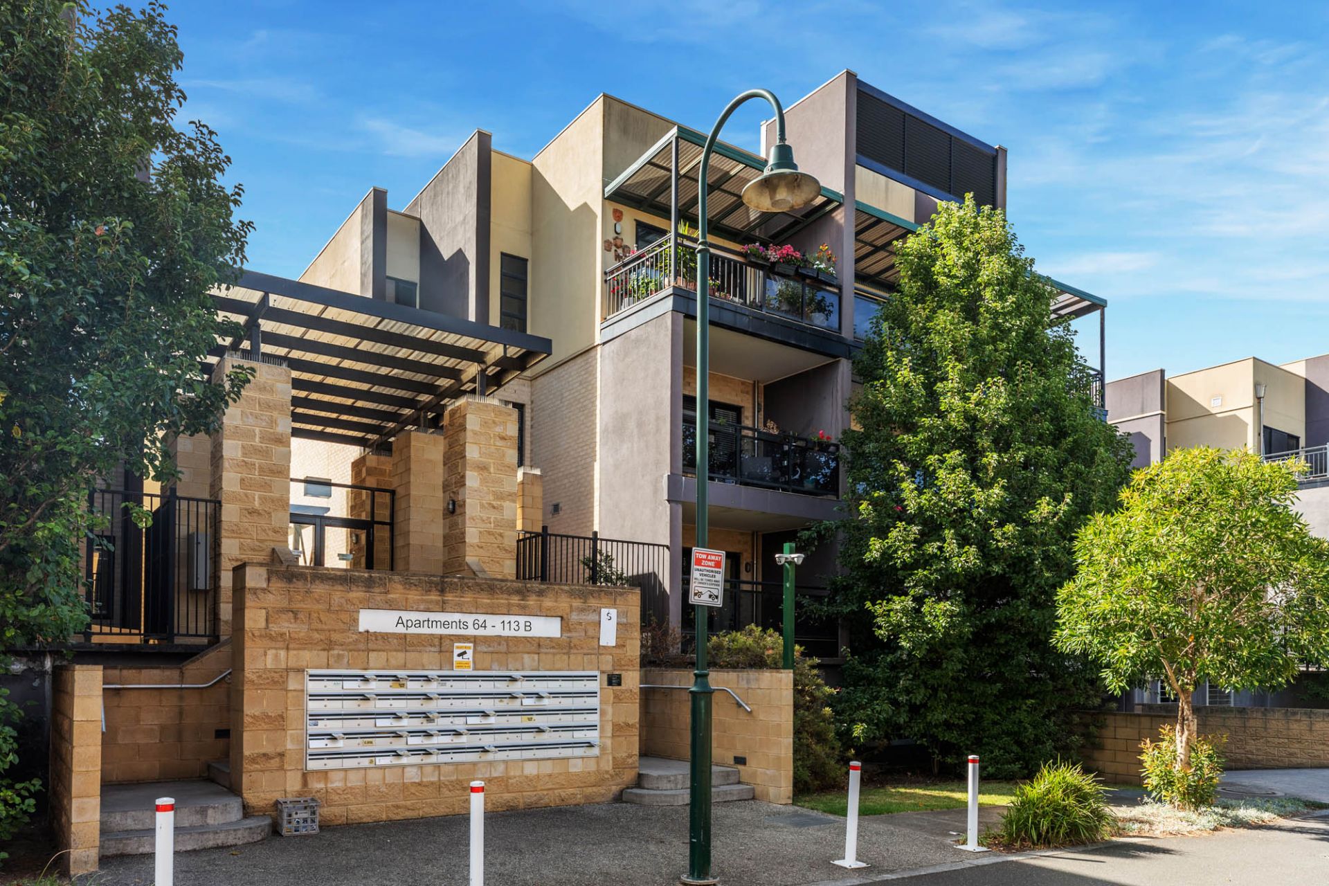 102/115 Neerim Road, Glen Huntly - Thumbnail 2
