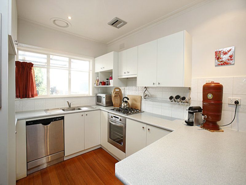 18 Cooper Avenue, Altona North - Thumbnail 5