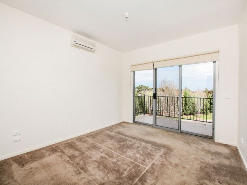 1/19-21 The Avenue, Caroline Springs - Thumbnail 8