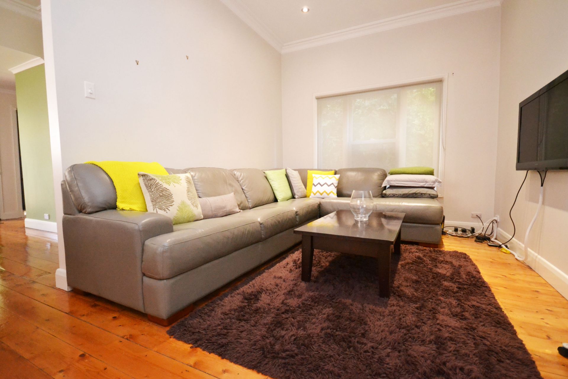CONTEMPORARY DELIGHT IN PRIME PRESTON CENTRAL