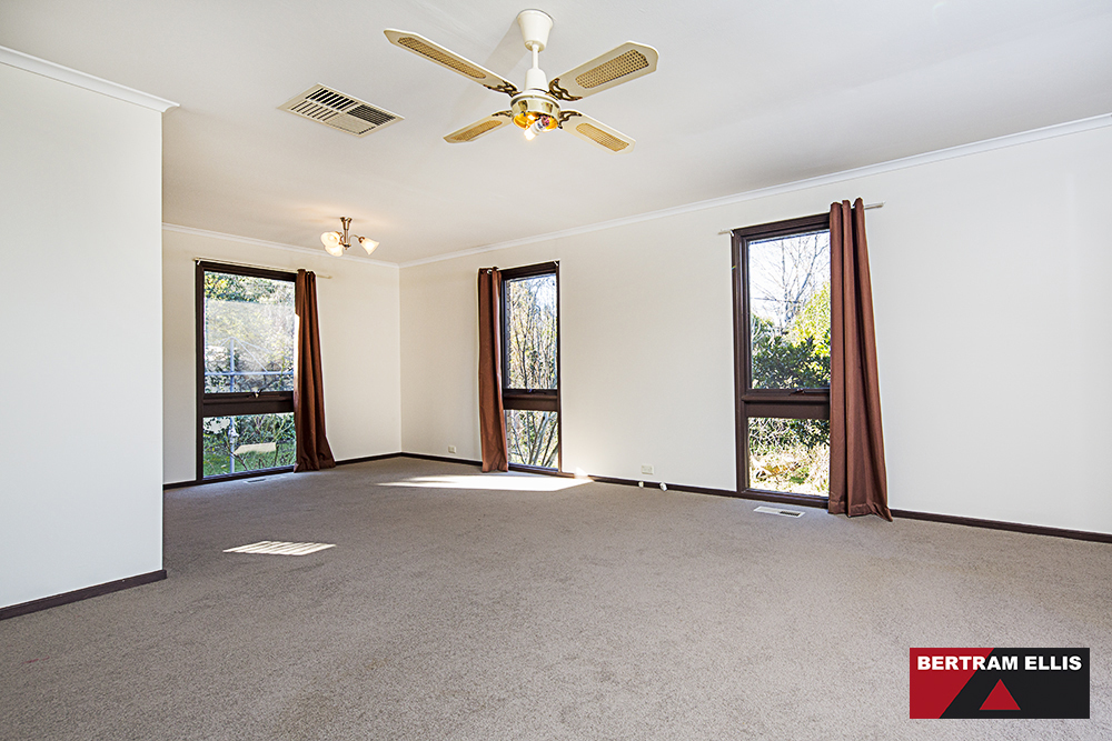 225 Namatjira Drive, Fisher - Thumbnail 2