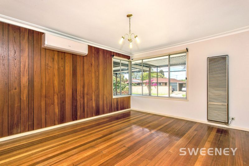 92 McIntyre Drive, Altona - Thumbnail 4