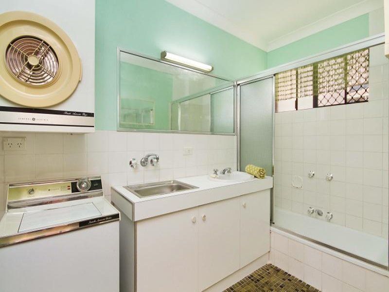 4/14 Warrawong Street COOLANGATTA QLD, Coolangatta - Thumbnail 7