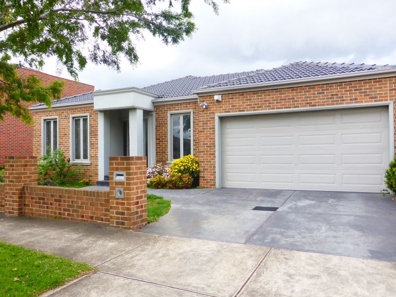 1/1 Sussex Street, Preston
