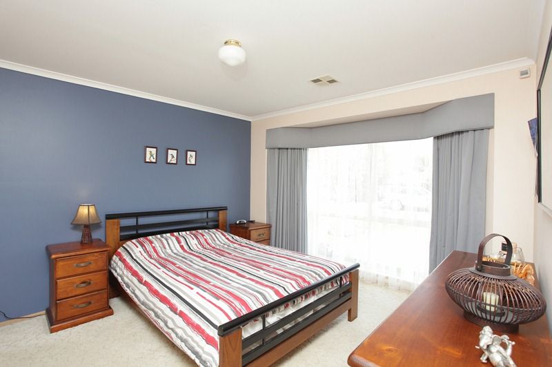 13 Paul Court, Melton West - Thumbnail 7