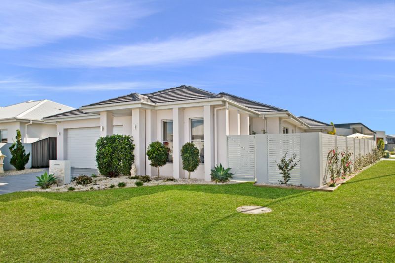57 Harbourside Crescent Port Macquarie NSW, Port Macquarie - Thumbnail 2