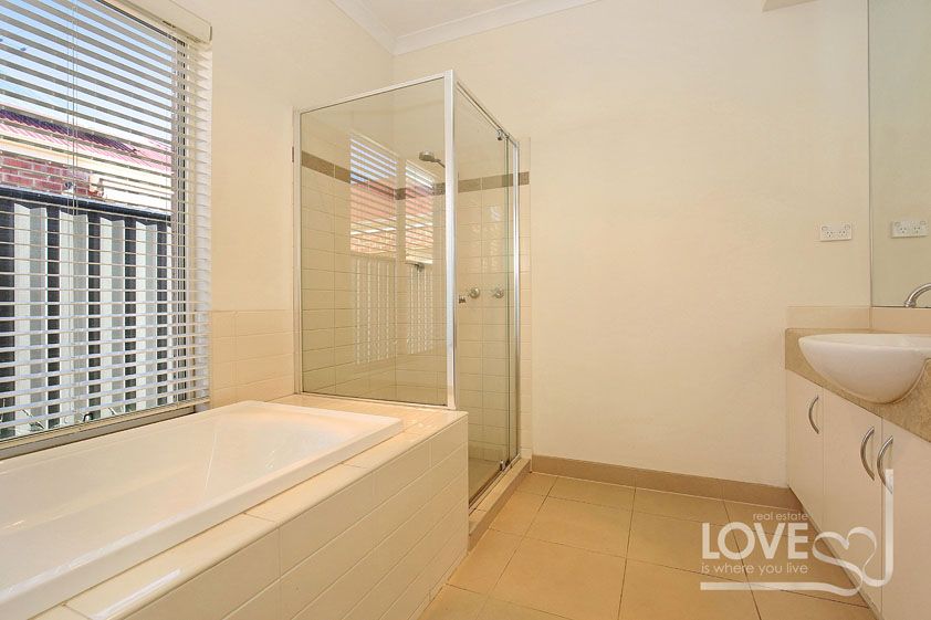FAMILY HOME BURSTING WITH CHARM  *Insp Sat 26th Nov @ 12:25pm*
