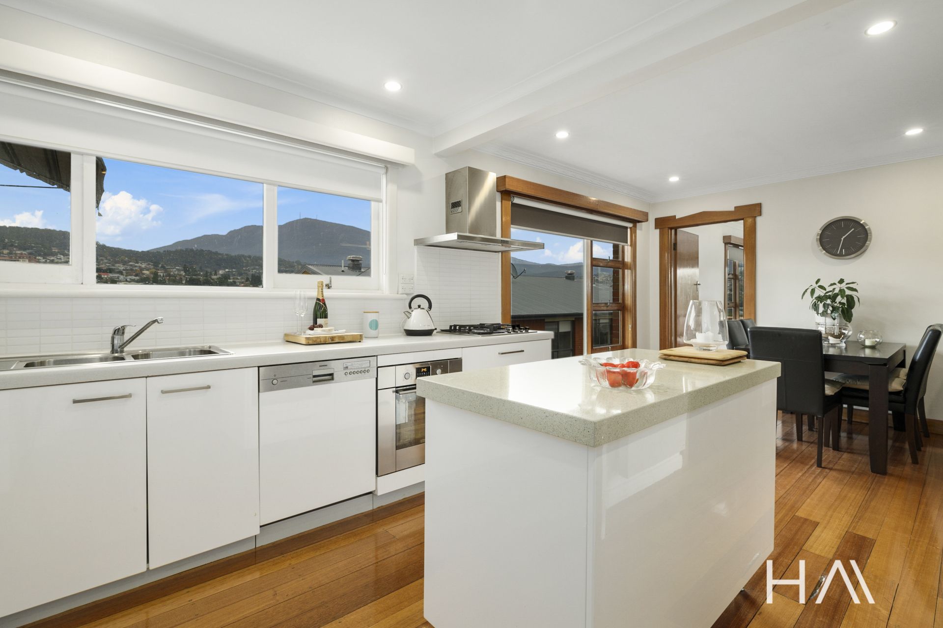 20 Pirie Street New Town, New Town - Thumbnail 2