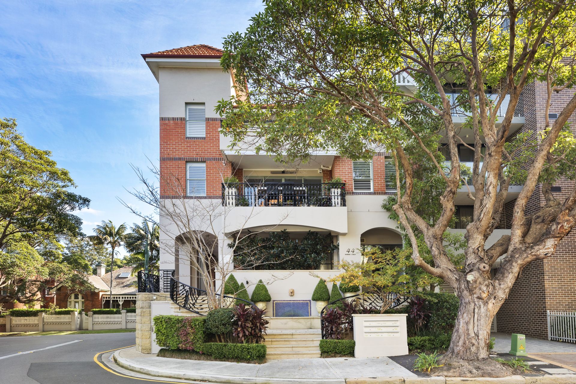Real Estate For Sale 2/44 Harbour Street Mosman , NSW