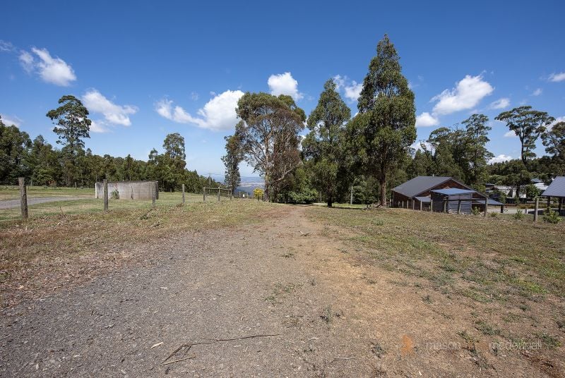 11 Bald Spur Road Kinglake Central VIC, Kinglake Central - Thumbnail 5
