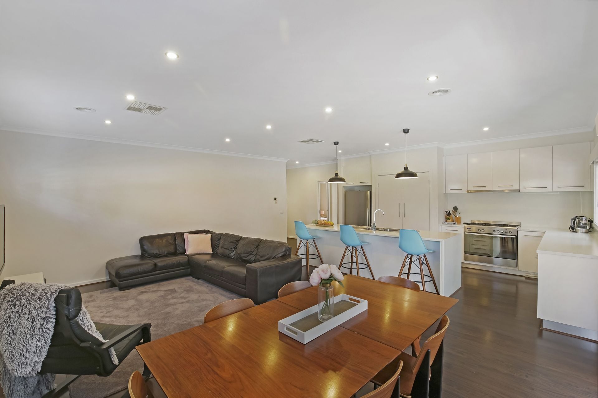An Entertainer's Delight With Space For The In-Laws!