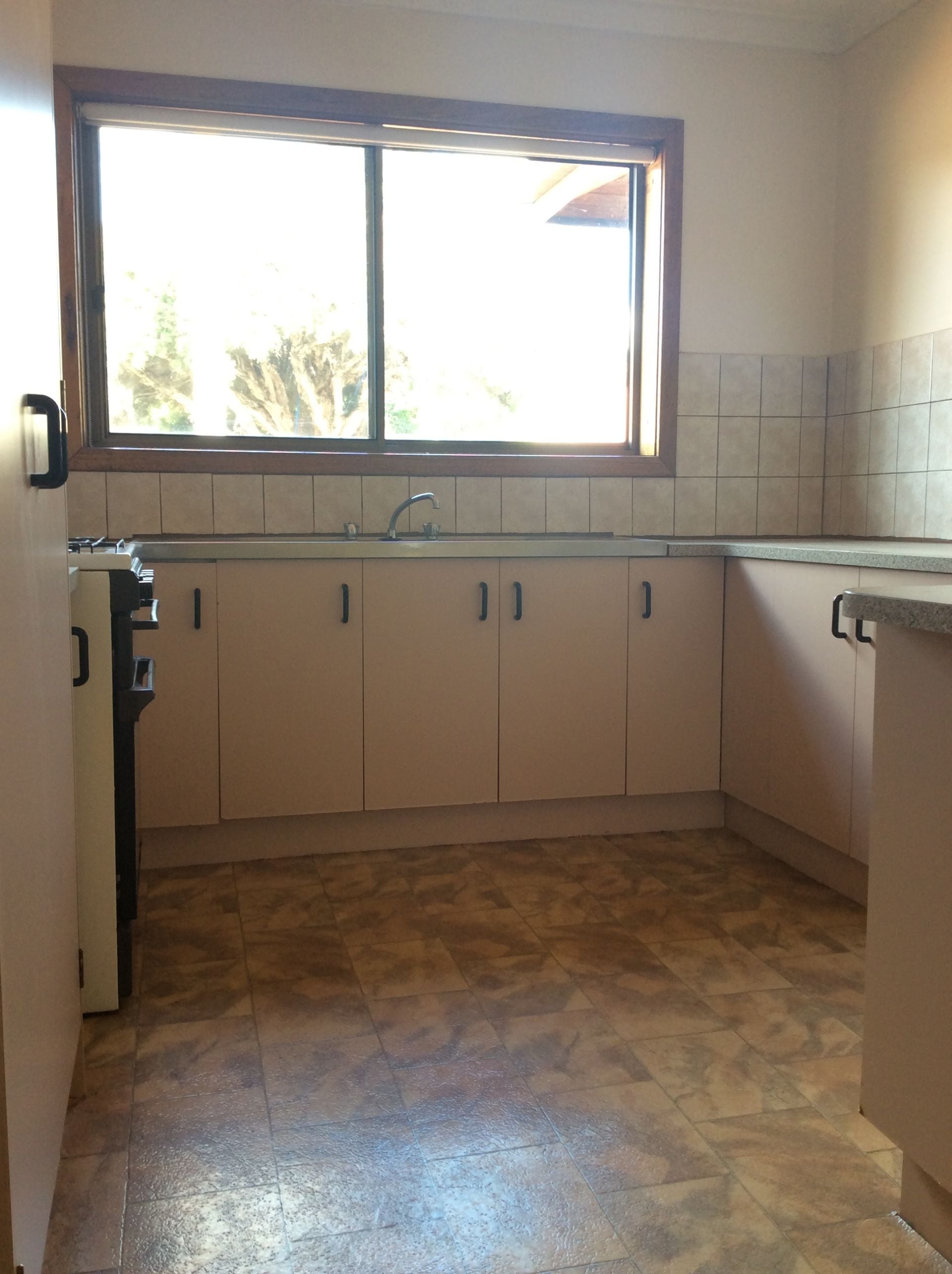 Villa Unit Close To Everything and Only Walking Distance to Penders Park
