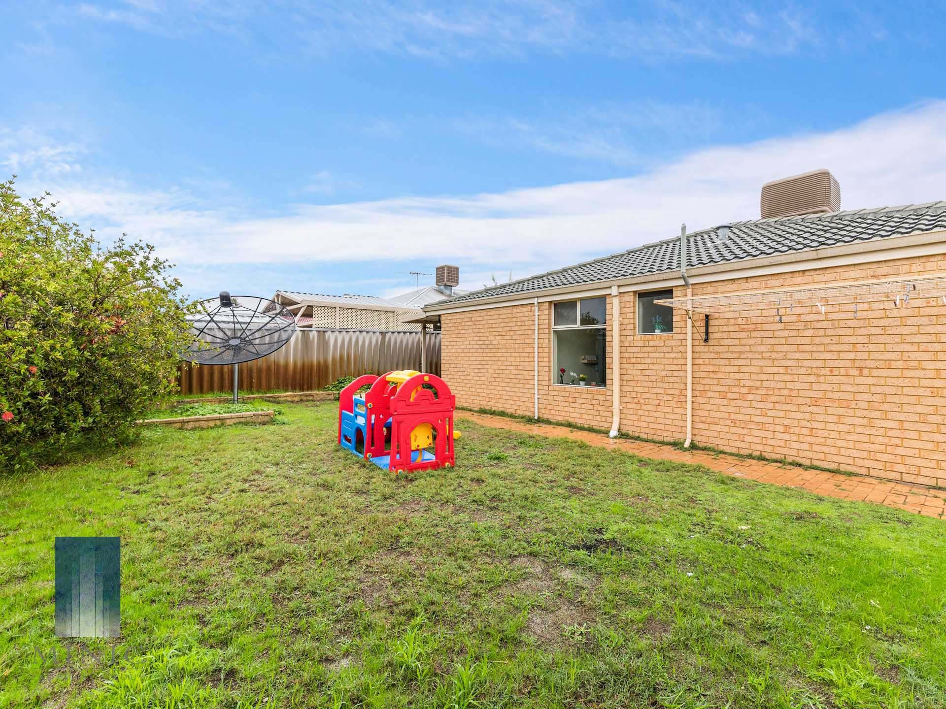 Real Estate For Sale 57 Fairfield Gardens Canning Vale , WA