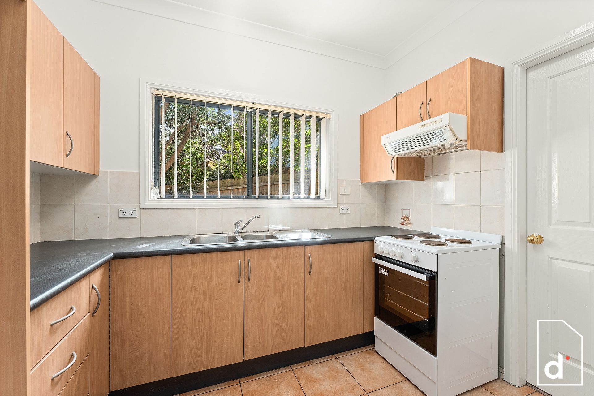 2/14 Popes Road, Woonona NSW
