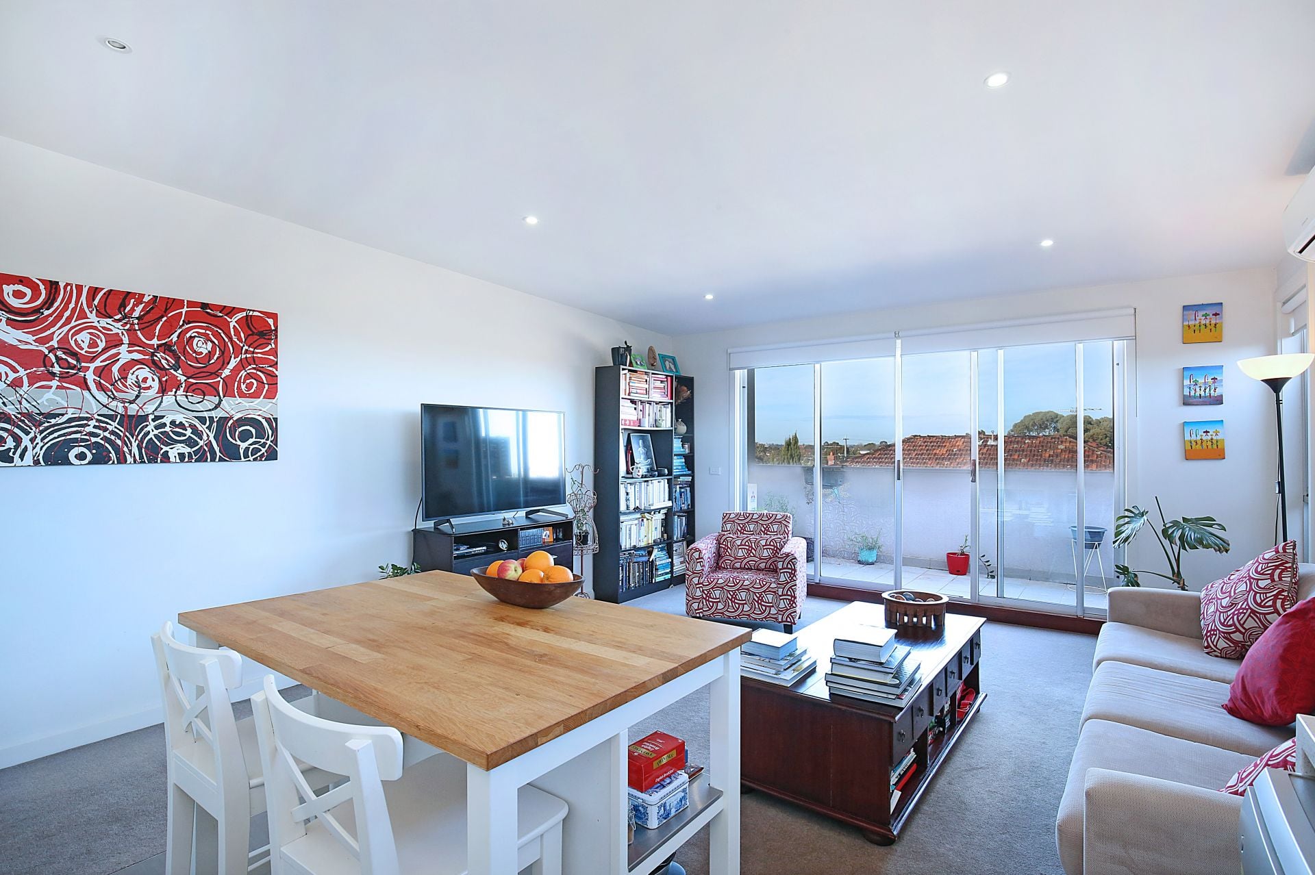 Oversized Unit with Stunning Views