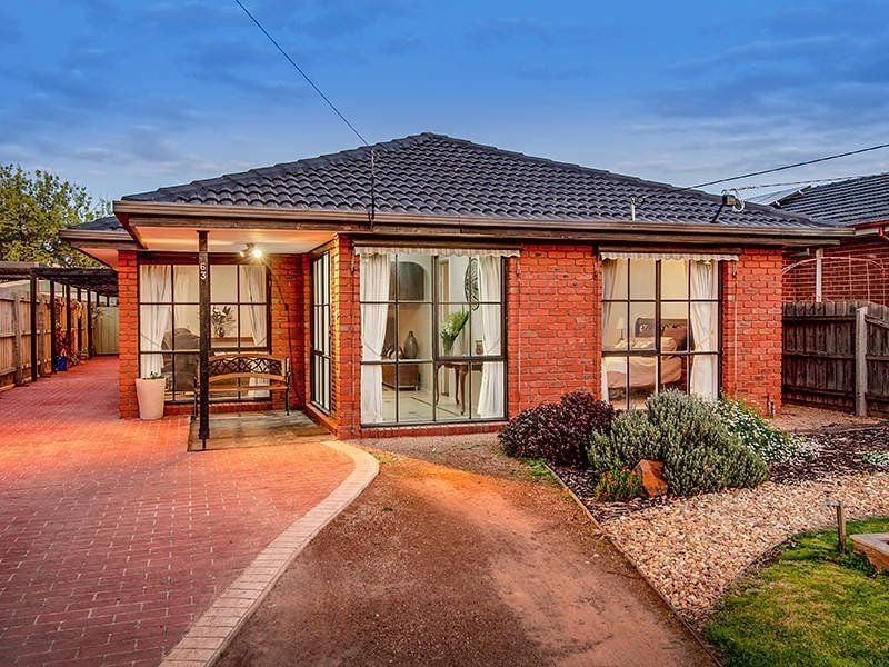 63 Ailsa Street South, Altona Meadows - Thumbnail 2