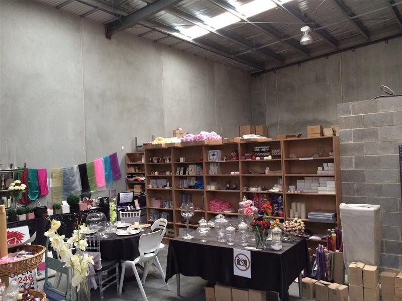 136.5 SQM WAREHOUSE WITH STREET FRONTAGE- M & M BUSINESS PARK