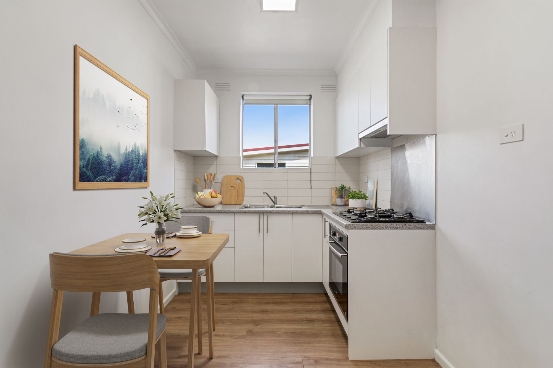 Perfectly Positioned Low Maintenance Living!